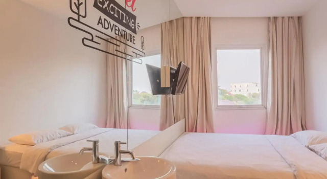 J.Icon Hip Hotel