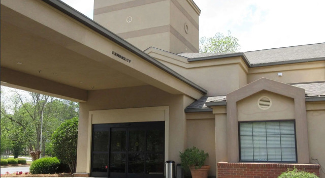 Двухместный номер Standard Ramada by Wyndham Albany GA
