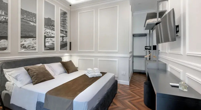 Двухместный люкс Executive с балконом и с видом на город Naples Plaza Duomo
