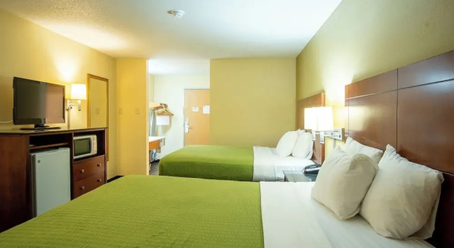 Номер Deluxe Coratel Inn and Suites By Jasper River Falls