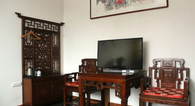 Семейный люкс с 2 комнатами с видом на сад City Wall Old House.Ji Residence