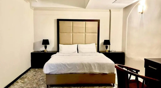 Al Sadier Palace, Rezervovat Hotel Hotely v Bagdád s parkováním, poblíž Firdos Square, Parkování