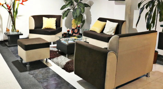 Hotel Royal Suite, Book Hotel Hotels in Coffee Triangle with Breakfast, Breakfasts