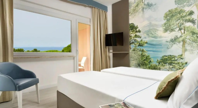 Люкс с видом на море Golf Hotel Punta Ala