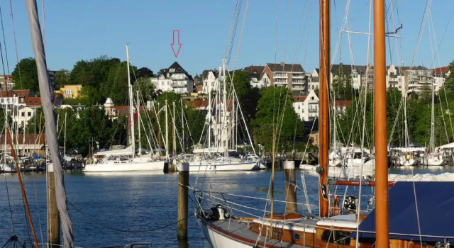 Апартаменты Stadtvilla mit Hafenpanorama