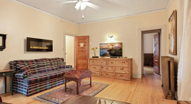 Люкс c 1 комнатой с балконом Historic District BnB