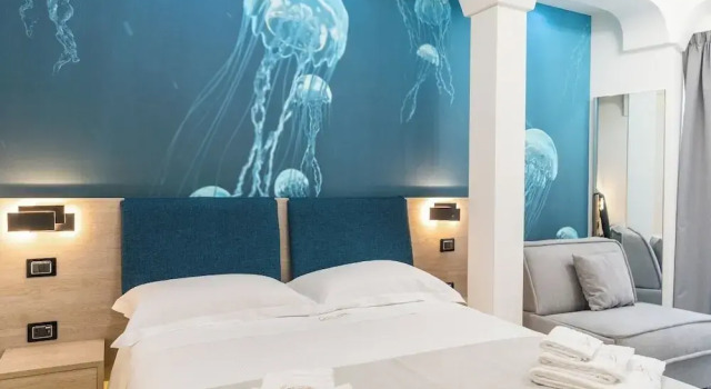 Трёхместный номер Standard с балконом и с видом на город Carizza Rooms