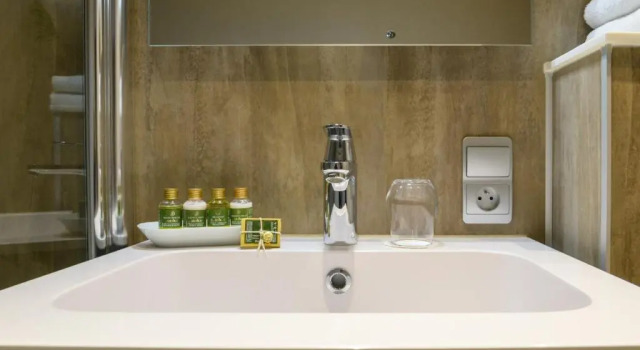 Номер Standard Axis Hotel Brussels Airport