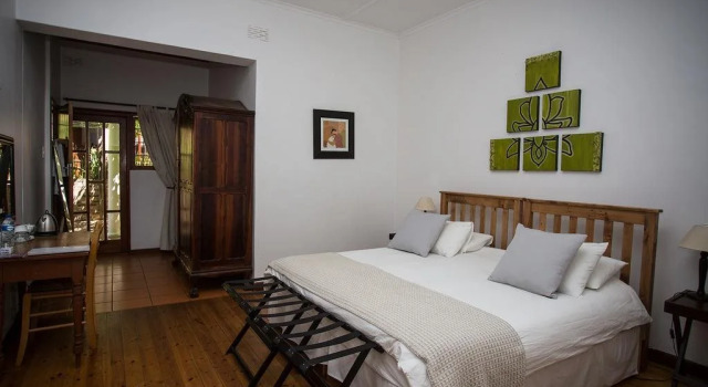 Dirtopia Trail Lodge, Prenota Hotel Stellenbosch Paarl