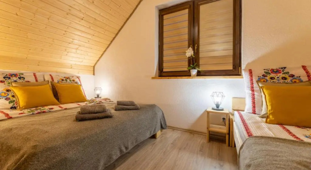 Domek pod Holicą 2 Bieszczady, Prenota Hotel Hotel a Precarpazi con parcheggio, Parcheggio