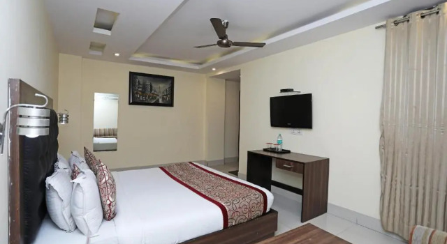 Номер Superior OYO 484 RTS Hotel