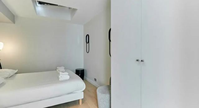 Superb Apartment Porte Maillot / Arc de Triomphe, Забронировать Апартаменты/квартира 17-й округ: Батиньоль Париж, рядом с Eglise Suedoise