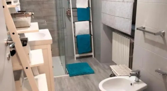 La corte tra i laghi, Book Hotel Borgomanero Piedmont