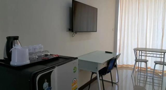 Трёхместный номер Deluxe Charoensuk Grand Hotel