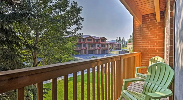 Апартаменты с 2 комнатами с балконом < 2 Mi to Frisco Adventure Park: Cozy Townhome!