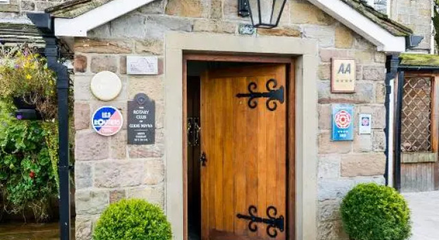 The Alma Inn, Prenota Affittacamere Colne 