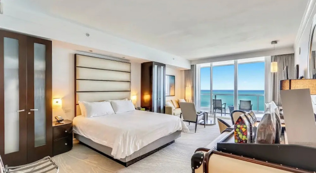 Residences at Fontainebleau Miami, Забронировать Апарт-отель Апарт-отели Miami Metropolitan Area, Апарт-отель