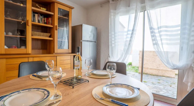 Les Villas de lAygual 37310, Забронировать Отель Сен-Сиприен Pyrénées-Orientales