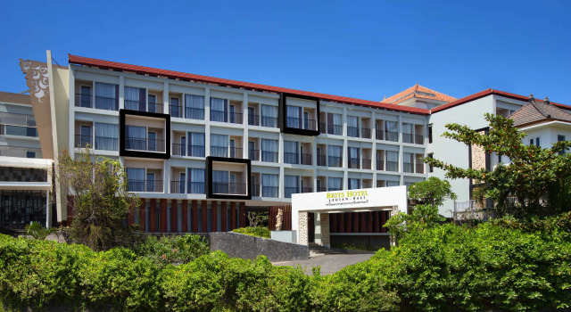 Brits Hotel Legian, Rezerwuj Hotel Hotele w Badung z parkingiem, Parking