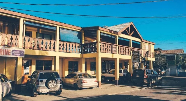 The Waterfront Inn - Hostel, Забронировать Хостел Хостелы Английского Харбора, Хостел