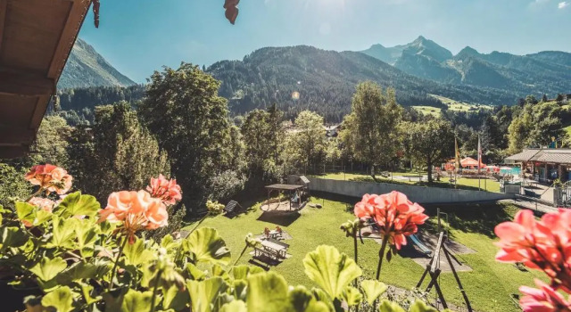 Brückenhof Garni, Rezerwuj Hotel Hotele w Tyrol z parkingiem, Parking
