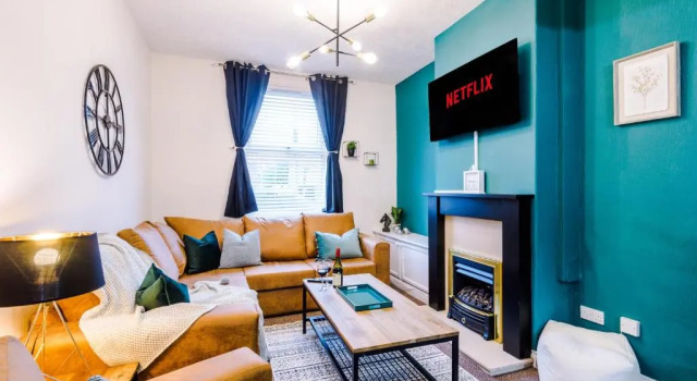 Smart home near Chester City Centre, Забронировать Отель Отели Честера с парковкой, Парковка