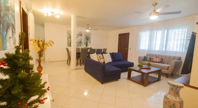 7br Massive Villa In Sosúa - 2mins From Nightlife!