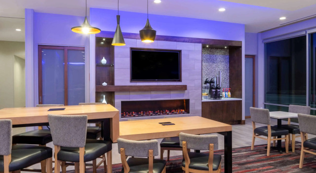 La Quinta by Wyndham Greensboro Airport High Point, Prenota Hotel Greensboro Carolina del Nord