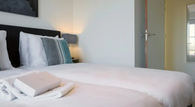 Апартаменты Modern Apartment 2 Bath Rooms, Close to Lake Veere