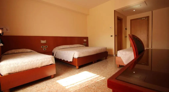 Четырёхместный номер Standard Hotel Oasi Dei Discepoli