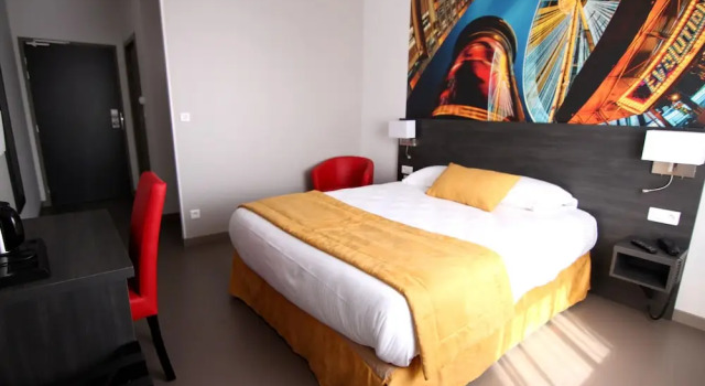 Двухместный номер Standard Цокольный этаж Logis Hôtel - La Chambre dAmiens