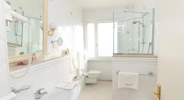 Номер Deluxe Hotel Universal Terme