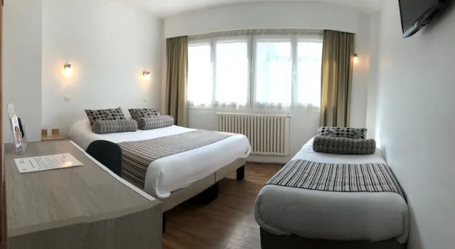 Трёхместный семейный номер Standard CitHotel Atlantis