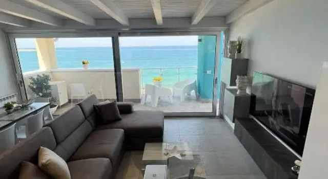 "I MORI LUXORY APARTMENTS" - Attico mansardato con incantevole vista mare, Book Apartment Hotels in Sicily with Parking, Parking