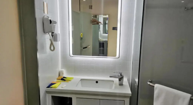 Номер Standard 7Days Inn Jinan Changqing University Ginza Commercial Street Branch