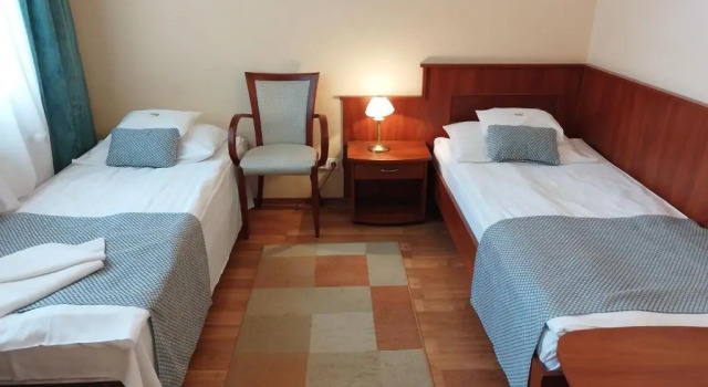 Hotel Pannonia, Забронировать Отель Отели в центре Мишкольца, в центре