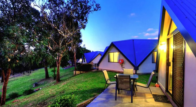 Семейный номер Standard с 2 комнатами с видом на озеро Beach Cabins Merimbula