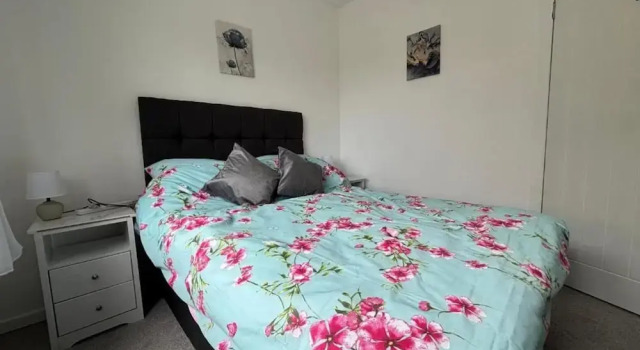 Christinas Cottage - Family- Garden-wifi-sleeps 6, Book Feriehus Downpatrick Down County