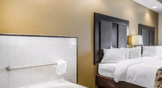 Comfort Suites