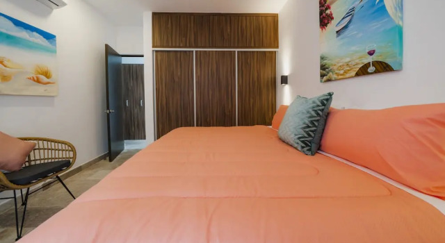 Номер Deluxe Caroline PH - At Bahay Condos