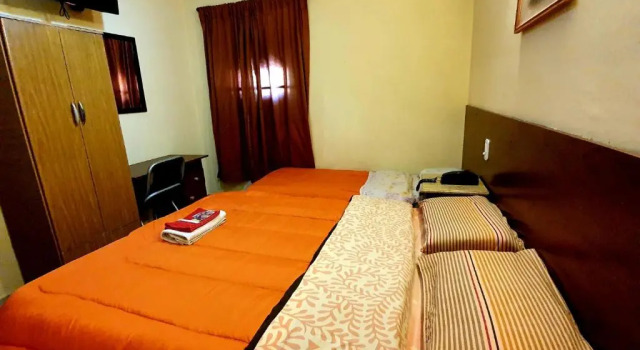 Трёхместный номер Standard Hotel Paris