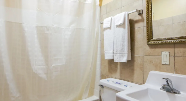 Номер Standard Economy Inn By OYO Lockport near Houma