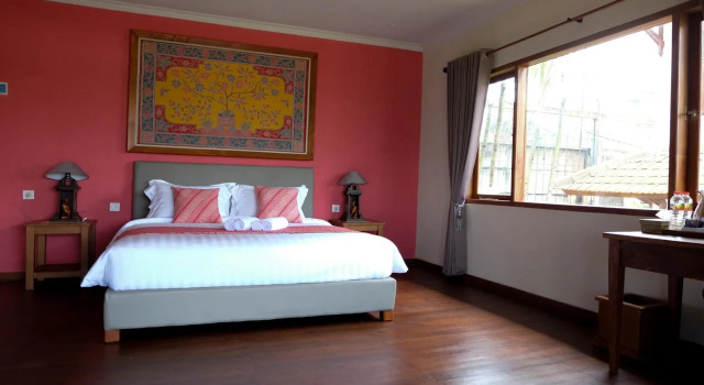 Kemboja Bed and Breakfast Cafe, Rezervovat Hotel Hotely v Batu s parkováním, poblíž Agro tourism Kusuma, Parkování