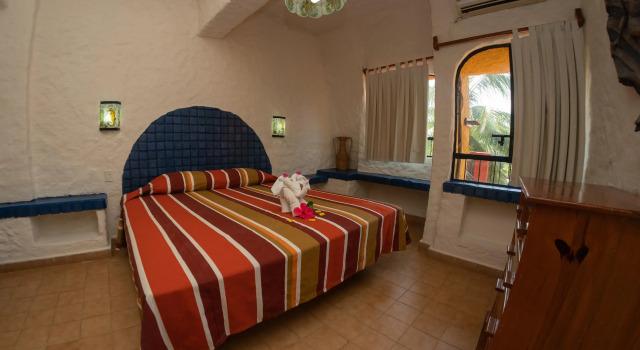 Villa Hotel Puerta del Mar, Забронировать Отель Отели Ixtapa-Zihuatanejo с бассейном, Бассейн