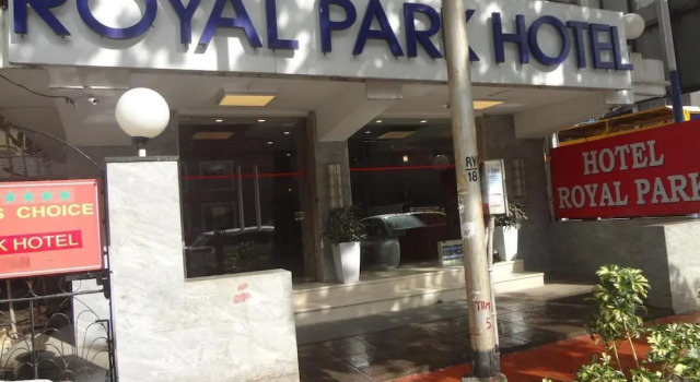 Royal Park Hotel, Varaa Hotelli Khar Mumbai