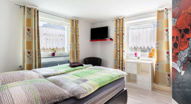 Ferienwohnung in Monschau-hofen mit Eigenem Garten, Rezervovat Apartmán Monschau 