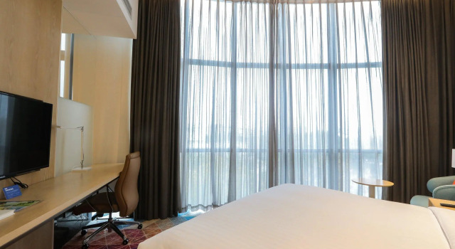 Номер Standard Holiday Inn Express Shanghai Songjiang Fangta by IHG
