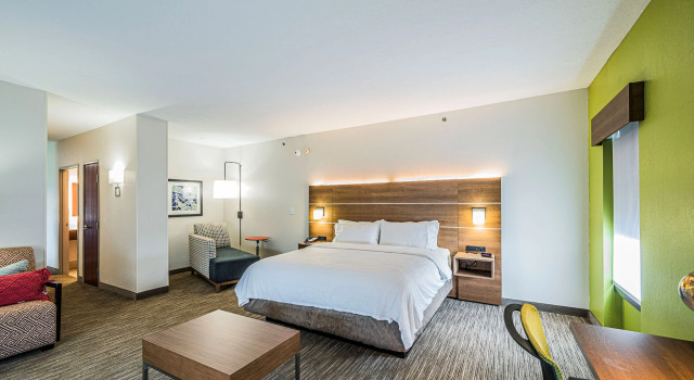 Holiday Inn Express & Suites Franklin KY by IHG, Buchen Sie Hotel Franklin Kentucky