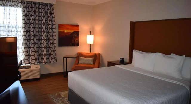 Двухместный номер Standard La Quinta Inn & Suites by Wyndham Flagstaff East I-40