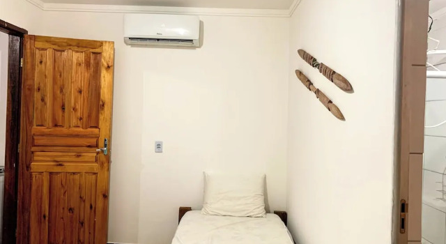 Charmoso Chalé Surf com A/C a 5 Min da Praia